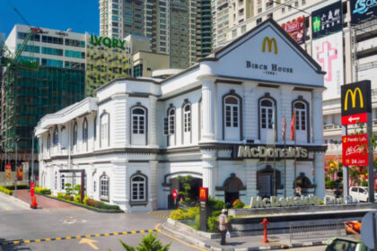 Privat: 12 dintre cele mai tari McDonald's din lume