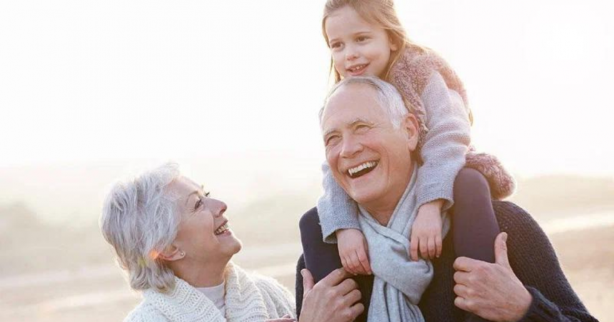 3 lucruri pe care NU trebuie să le mai faci după 50 de ani: cum să-ți trăiești viața din plin după această vârstă !