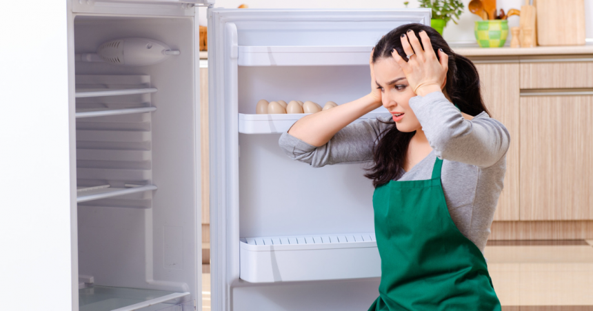 Bine de știut: 4 modalități eficiente de a elimina definitiv mirosul neplăcut din frigider