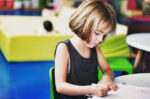 Privat: Cum să motivezi un copil să studieze?  5 sfaturi pentru părinți